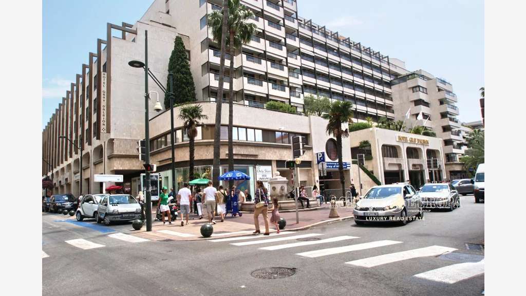 CANNES CENTRE - GRAY D'ALBION - LOCATION PURE