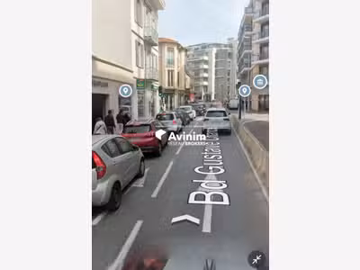 Vente murs commerciaux refaits de 13m² à Antibes