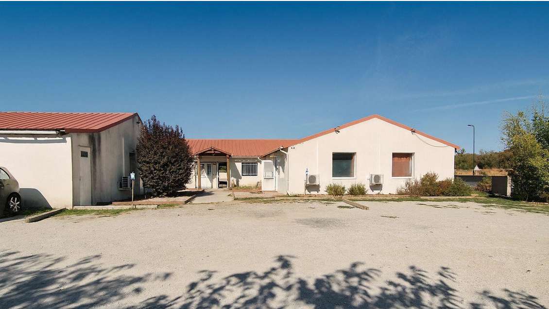 Vente murs commerciaux 930m² à Carcassonne 