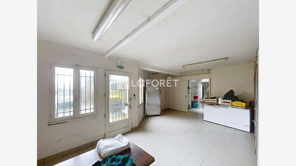 Vente immeuble commercial de 180m² à Carentoir