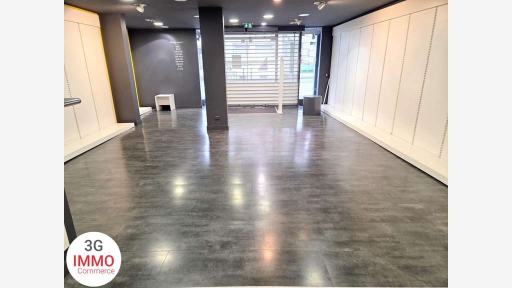 Vente local commercial de 340m² à Carhaix-Plouguer