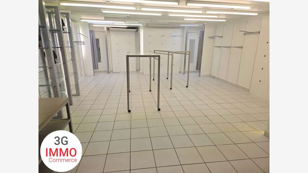 Vente local Commercial de 160m² à Carhaix-plouguer