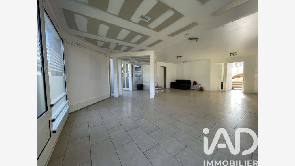 Vente local commercial 160m² Carnac centre ville