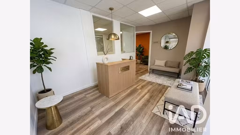 Vente local commercial de 49m² à Carqueiranne