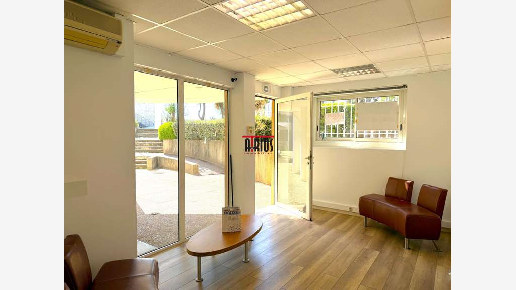 LOCAL COMMERCIAL DE 49m²