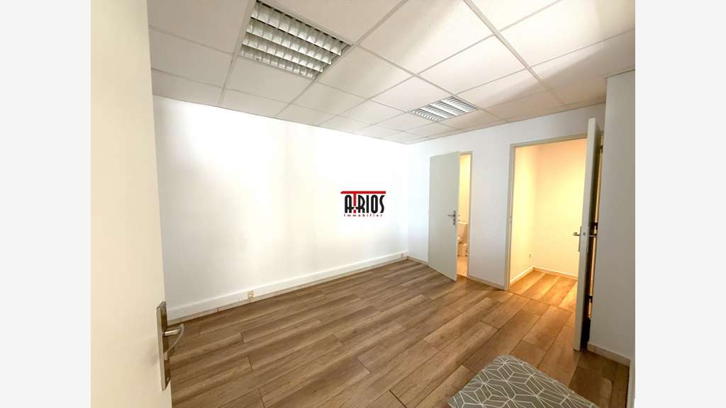 LOCAL COMMERCIAL DE 49m²