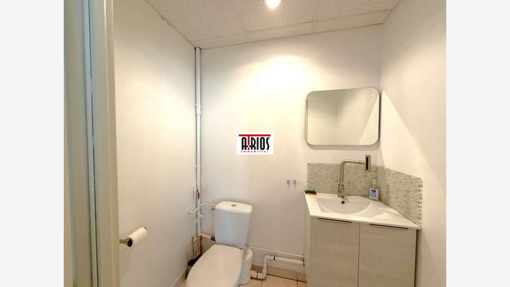 Vente bureaux de 49m² à Carqueiranne centre ville