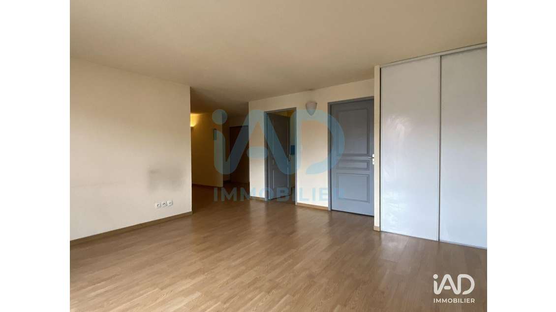 Local commercial à Castelginest