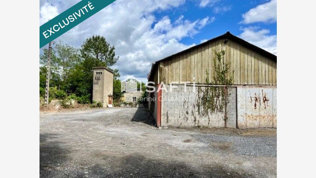 Vente ensemble de locaux industriels à Lacrouzette