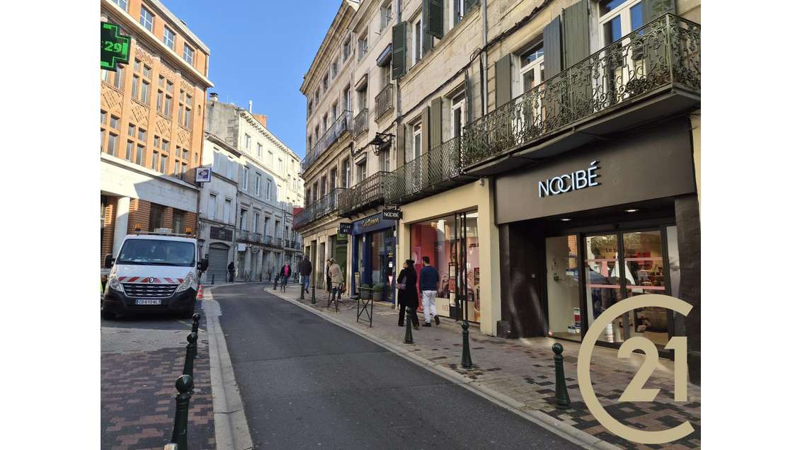 MURS COMMERCIAUX LOUES A VENDRE