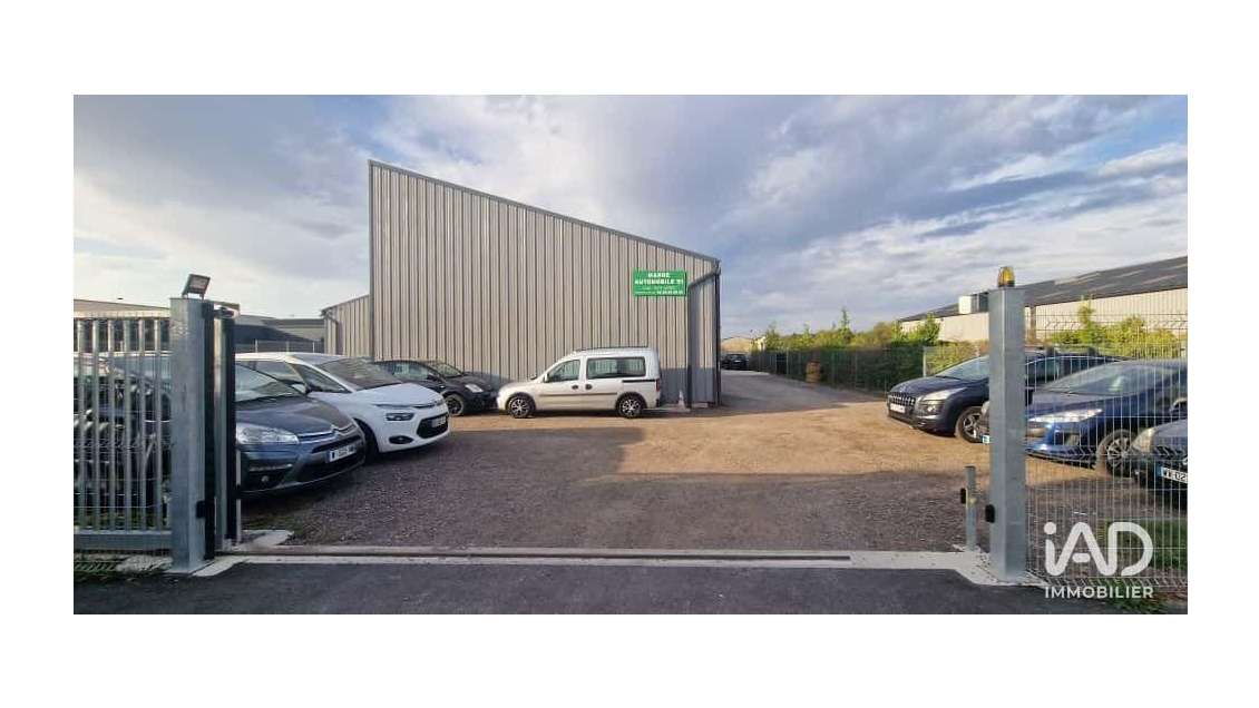 Local commercial à Caurel