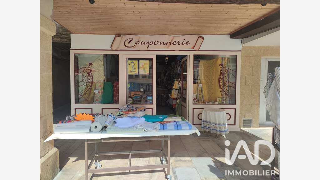 Vente local commercial Place aux Herbes Cavaillon