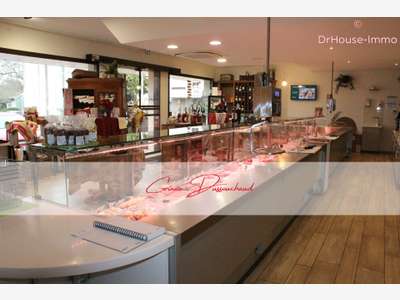 AV local boucherie clé en main 300m² à Chabanais
