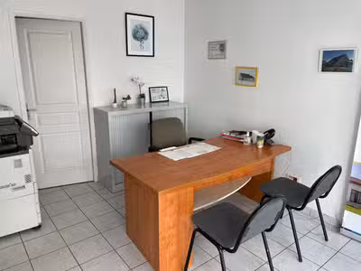 AV local commercial 52m² libre à Chalon sur Saône