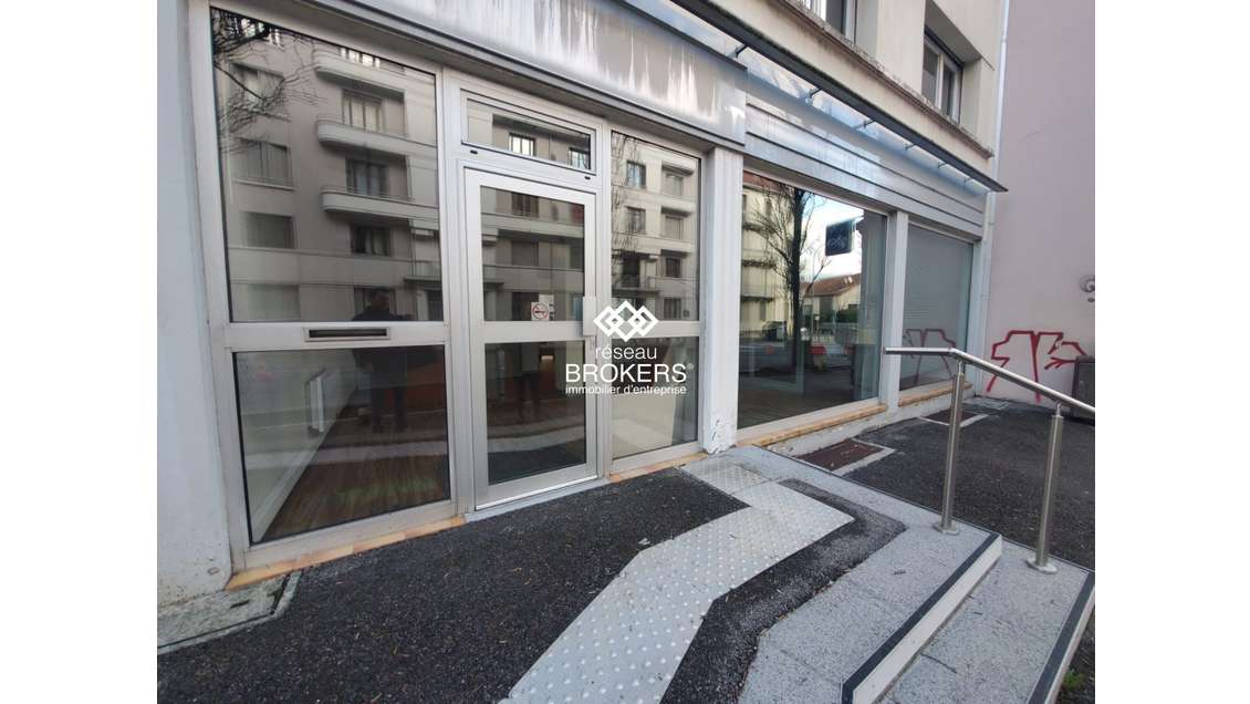 Local commercial à vendre à Chambéry / proche gare