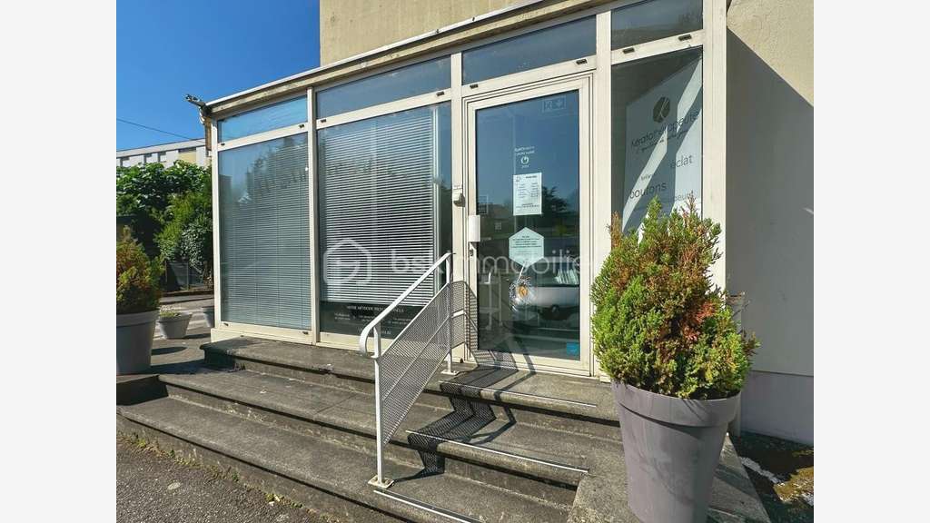 Local 71m² secteur Mérande à Chambéry