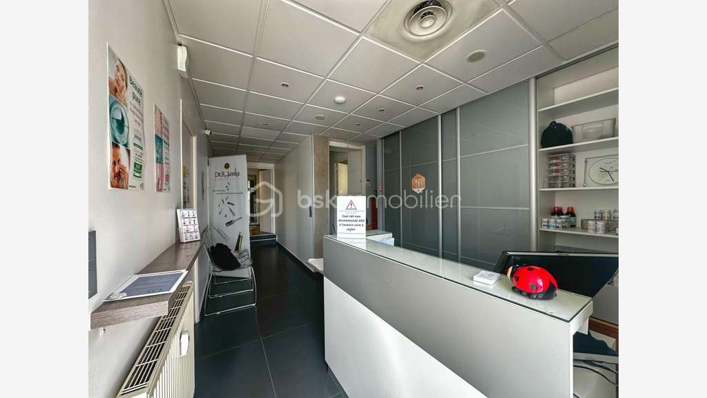 Local 71m² secteur Mérande à Chambéry