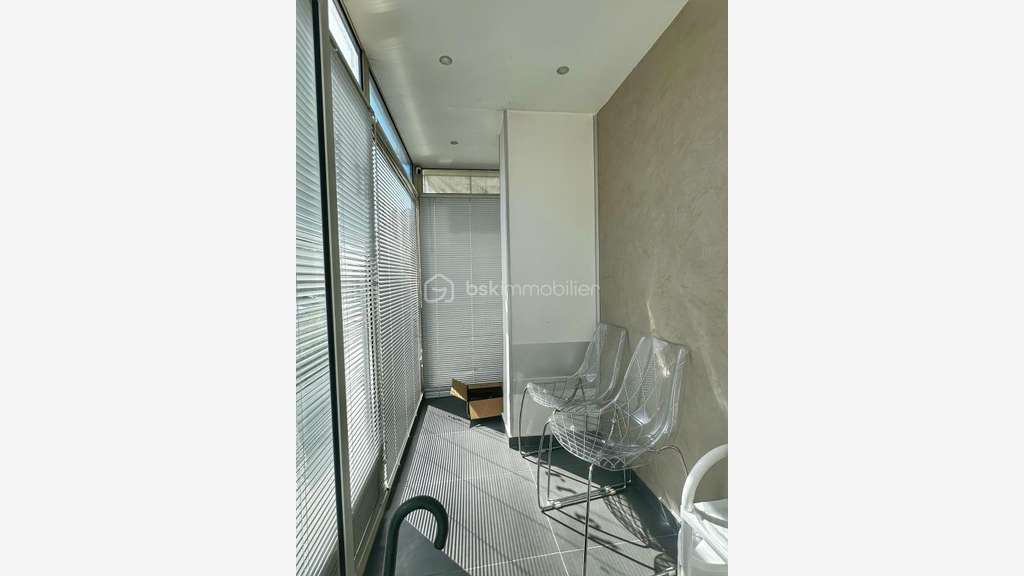Local 71m² secteur Mérande à Chambéry