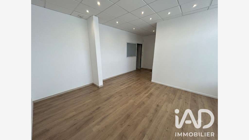 Local commercial à Chanceaux-sur-Choisille