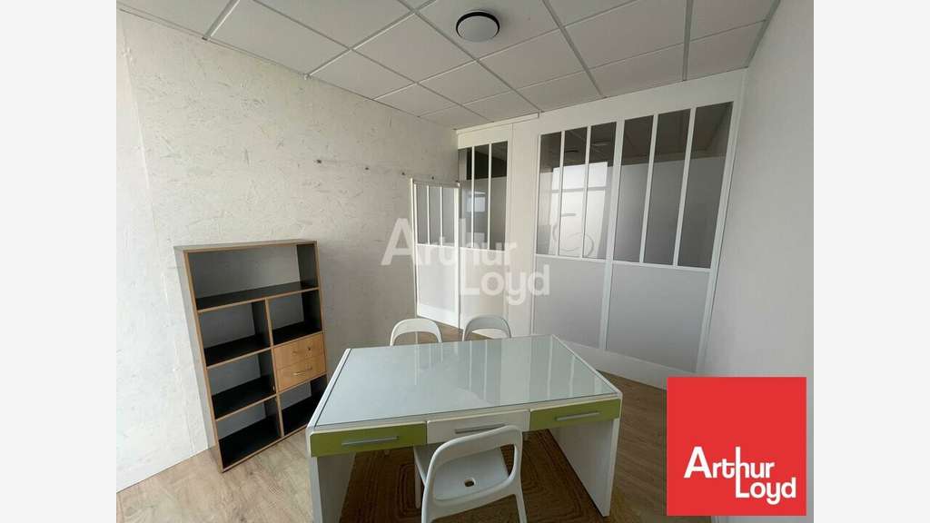 Vente local commercial de 47.32m² à Chantonnay