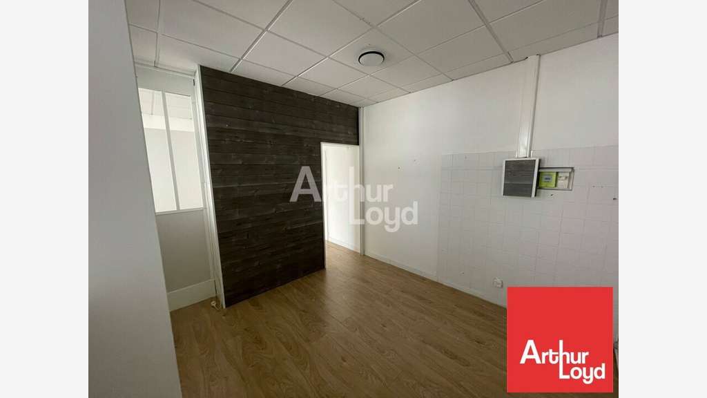 Vente local commercial de 47.32m² à Chantonnay
