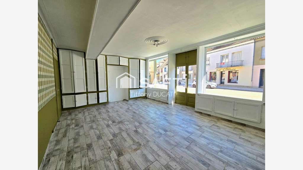 Vente local commercial de 63m² à chaource