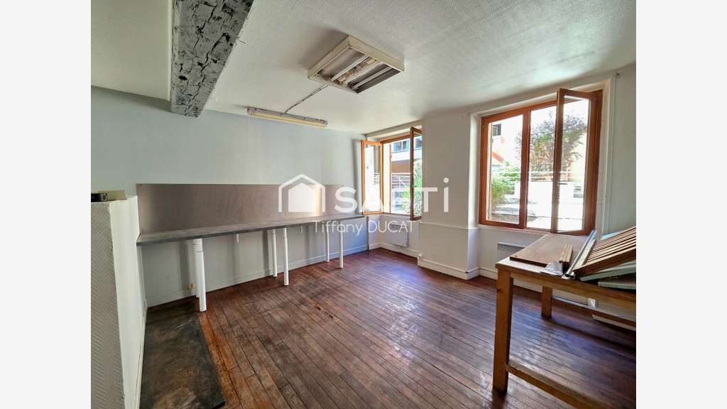 Vente local commercial de 63m² à chaource