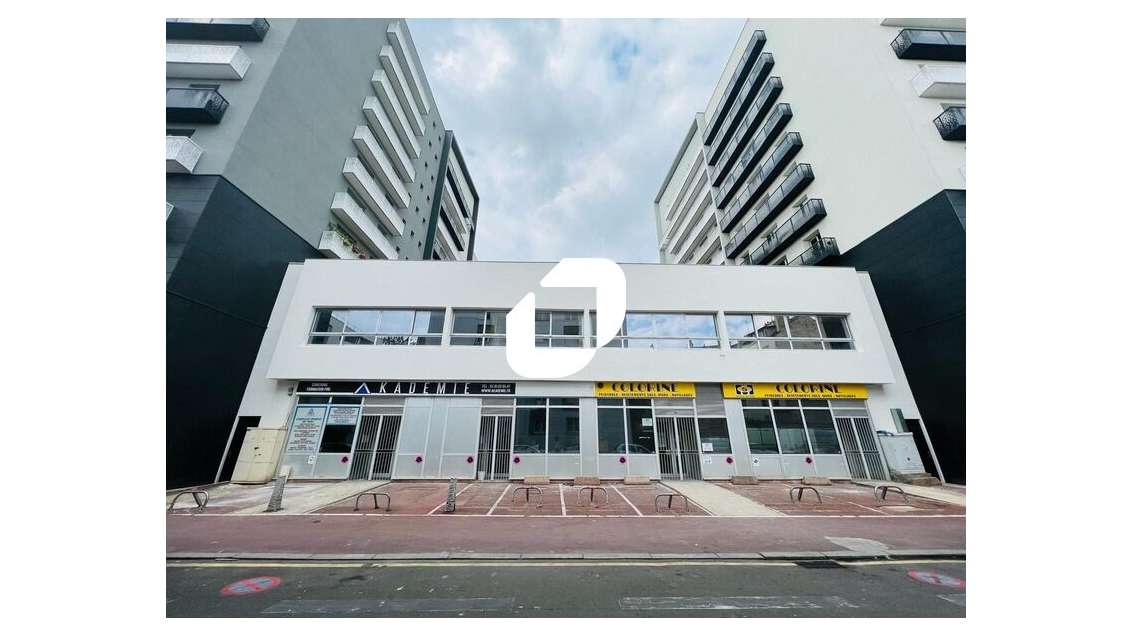 Vente Local commercial 3190m² Charenton le pont