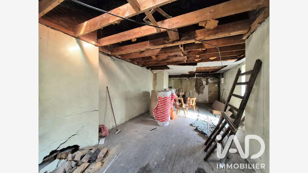 Vente local commercial 51m² à Charleville-Mézières