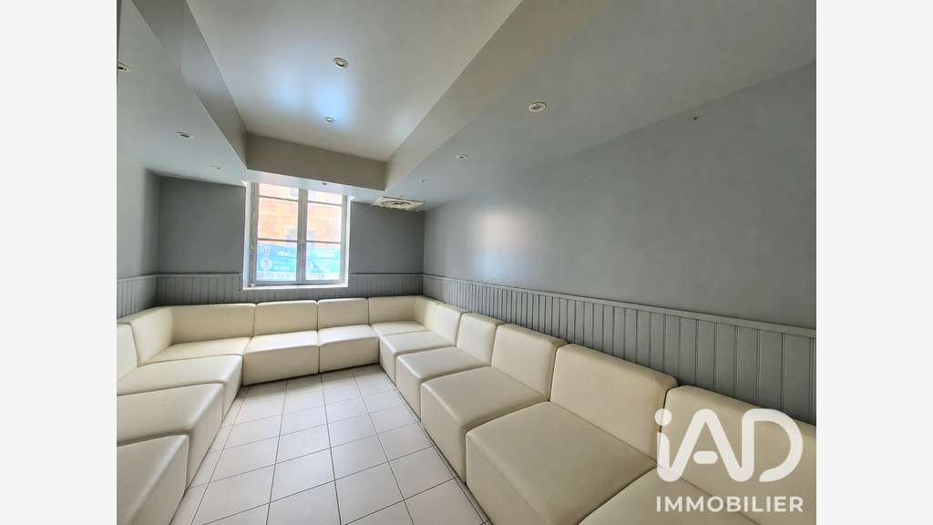 Vente local commercial 51m² à Charleville-Mézières