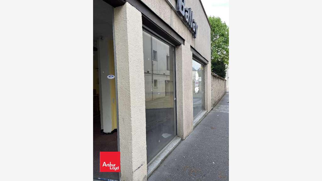 A vendre local commercial 80m² à Chartres centre