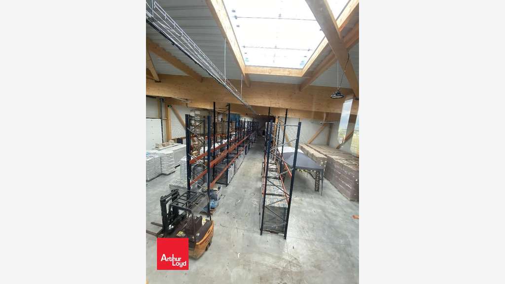 A vendre bâtiment d'activité Z.A. Chartres Est