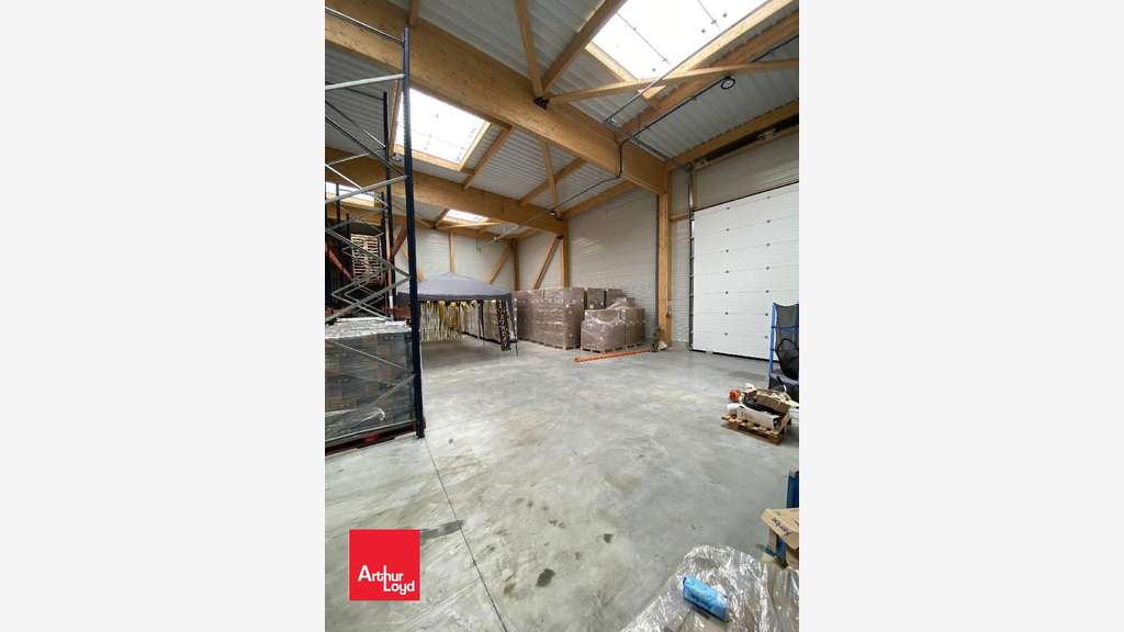 A vendre bâtiment d'activité Z.A. Chartres Est