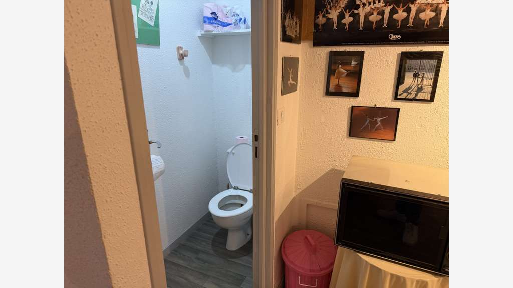 Local 119m² avec parking à vendre à Chartres