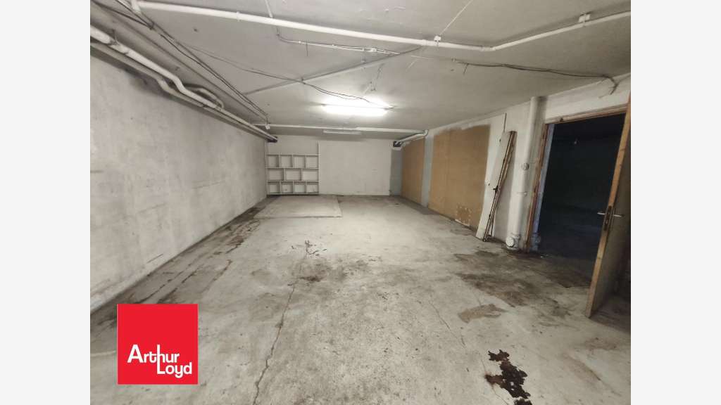 A vendre local commercial de 115m² à Chartres