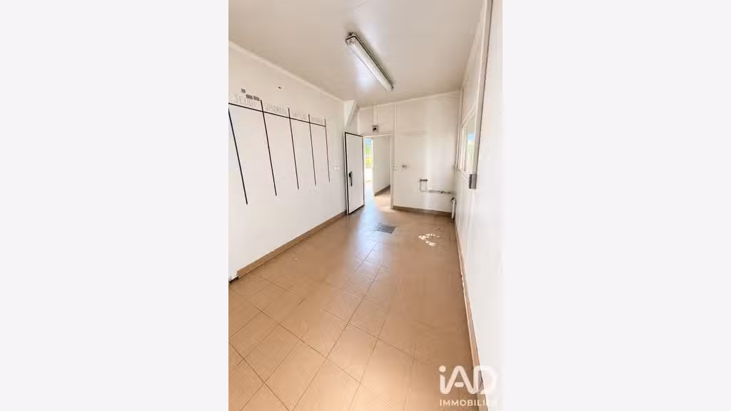 Vente local d'activité de 385m² à Châteaubourg