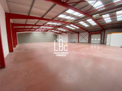À vendre local commercial 709m² à Châteaubriant