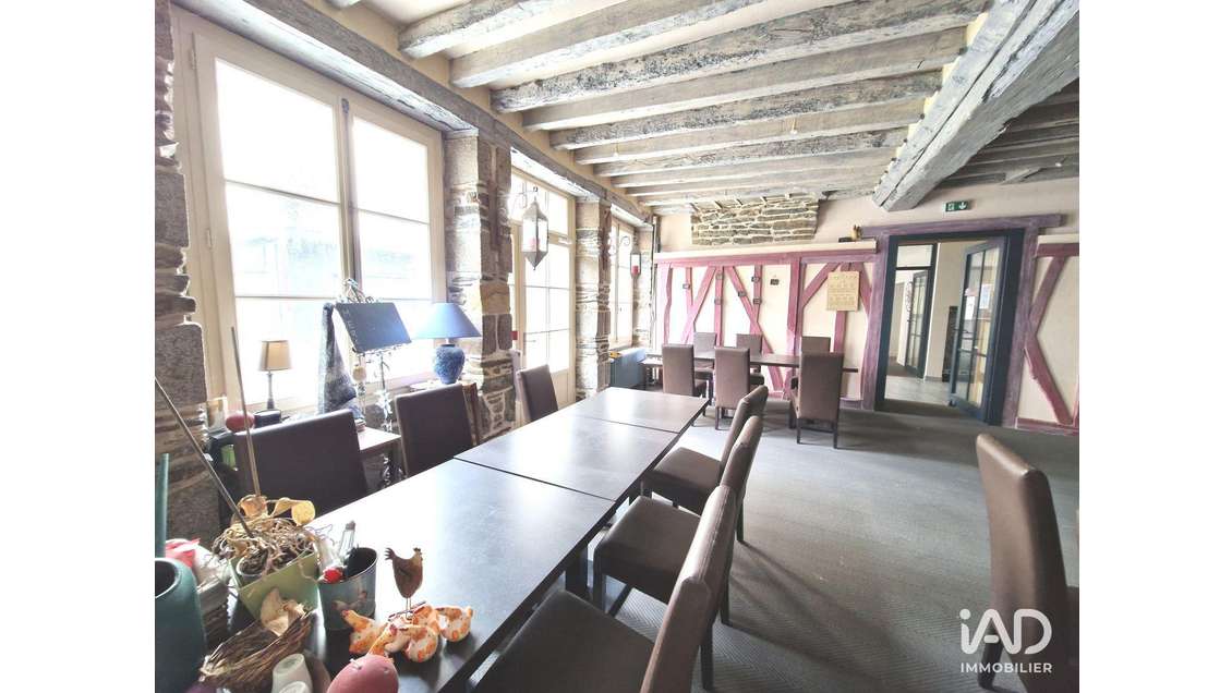 Murs commerciaux à Châteaugiron