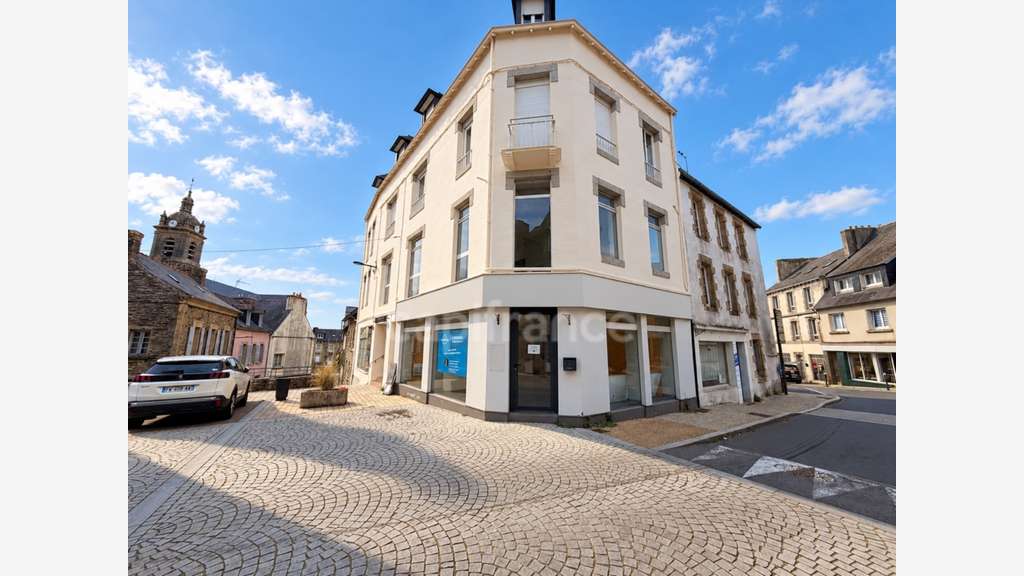 Local/bureau 87m² à vendre Châteauneuf du Faou