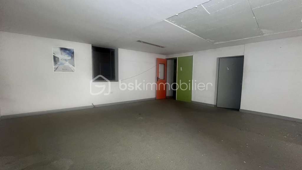 Vente immeuble professionnel de 844m² Châteauroux