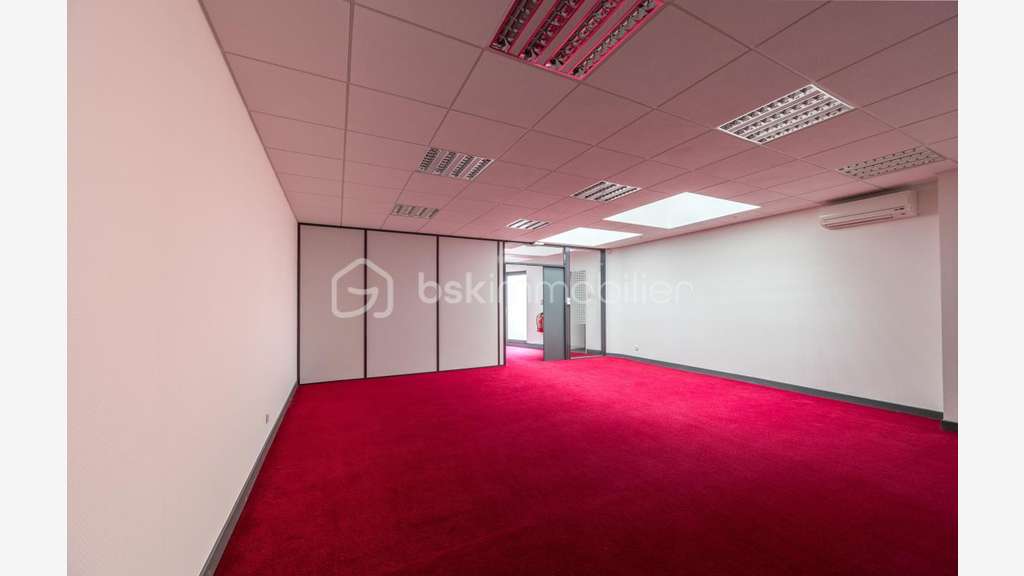 AV local commercial / bureaux 200m² à Châteauroux