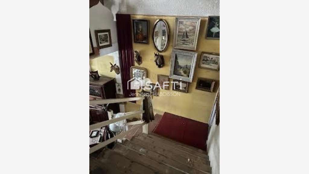 AV local antiquaire 114m² à Châtellerault bon empl