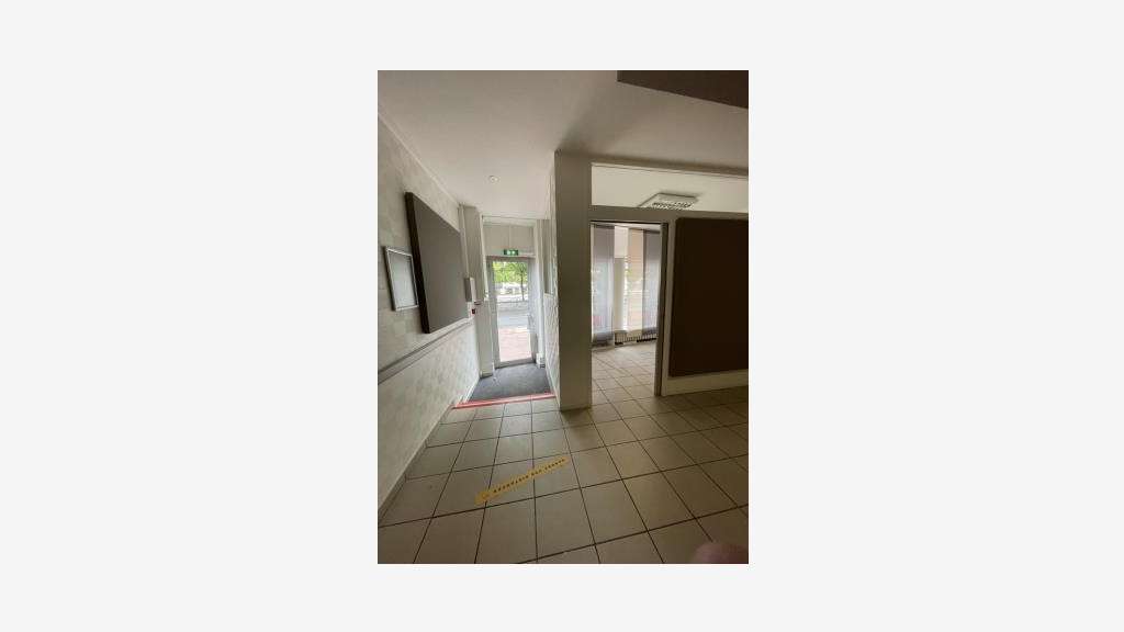 Vente local avec vitrine 56m² Châtellerault centre