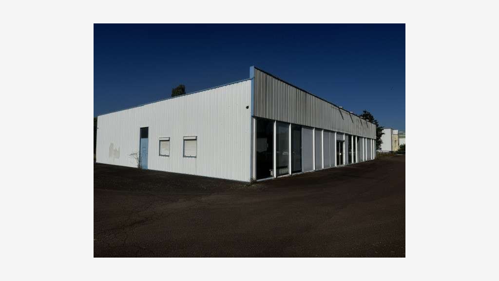 Vente bâtiment de 600m² en za Chatenoy le Royal
