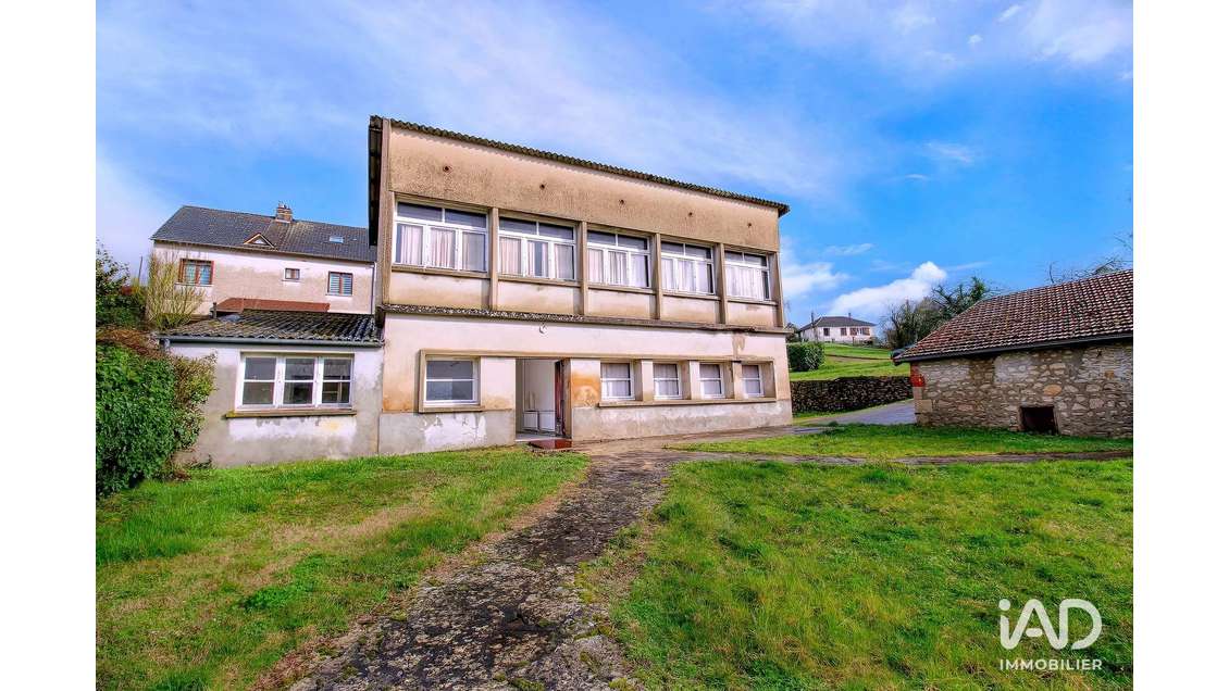 Local commercial à Châtillon-Coligny