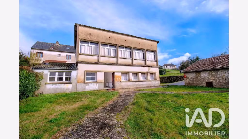 Cède ensemble immobilier 310m² à Châtillon-Coligny