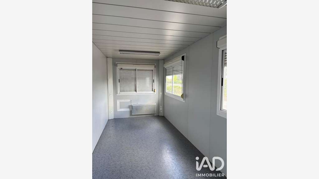 Vente local commercial 773m² à Châtillon-sur-Loire
