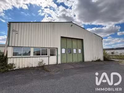 Vente local commercial 773m² à Châtillon-sur-Loire