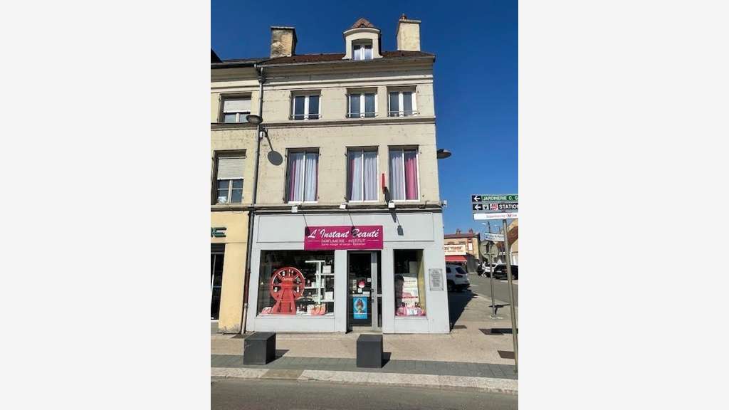 Local commercial en centre ville de Châtillon sur 