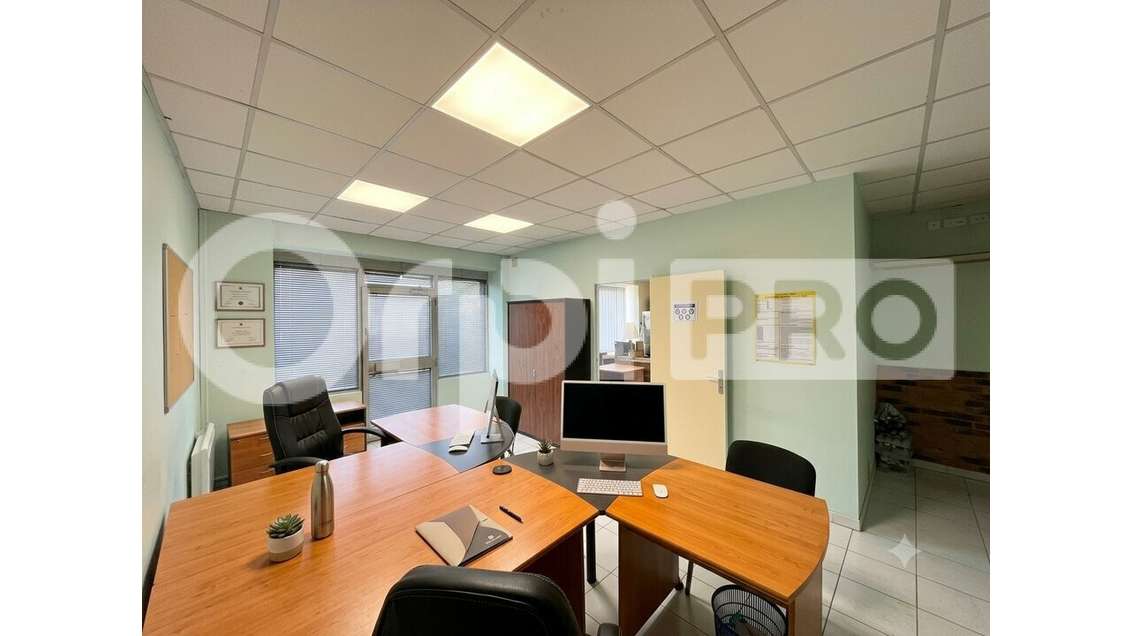 Local commercial 51m² à vendre à Chaumes-en-Brie